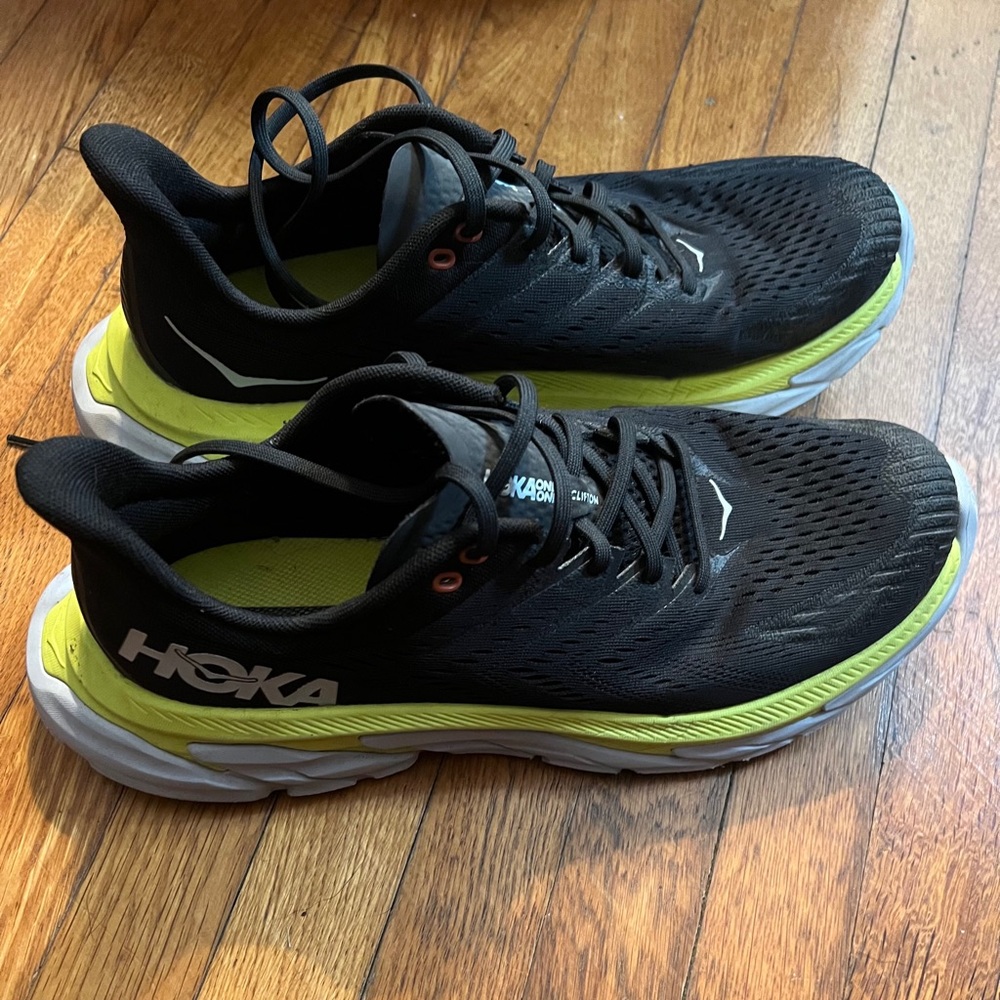 Hoka Clifton Edge 10.5 shoe, black